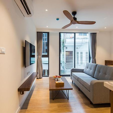 22Housing Hotel & Apartment 81 Linh Lang 河内 外观 照片